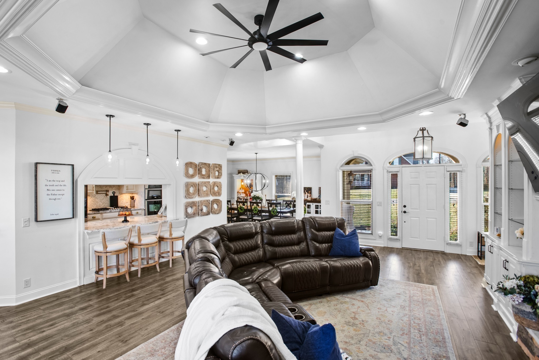 3552 Tolbert Dr