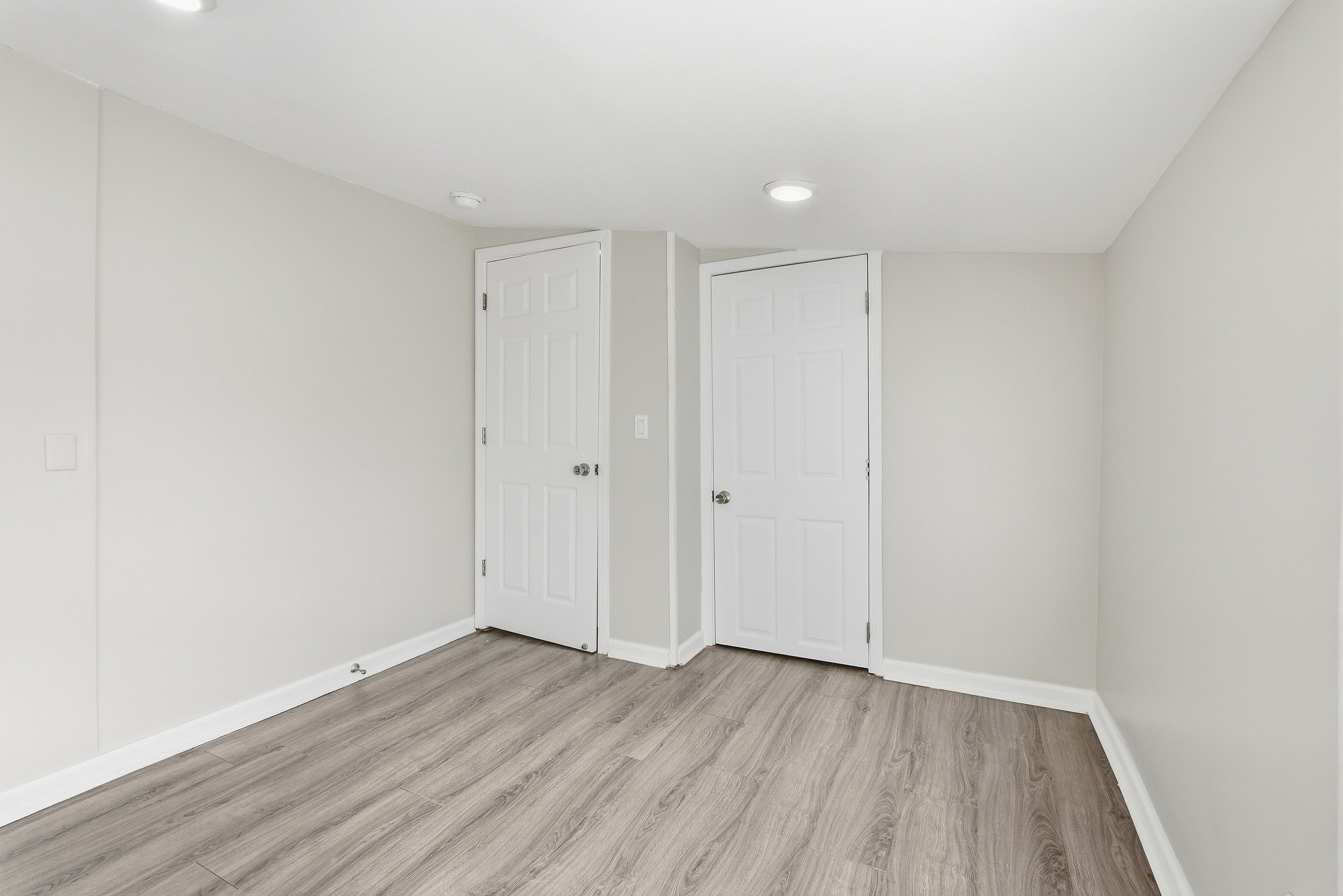 145 Baker St