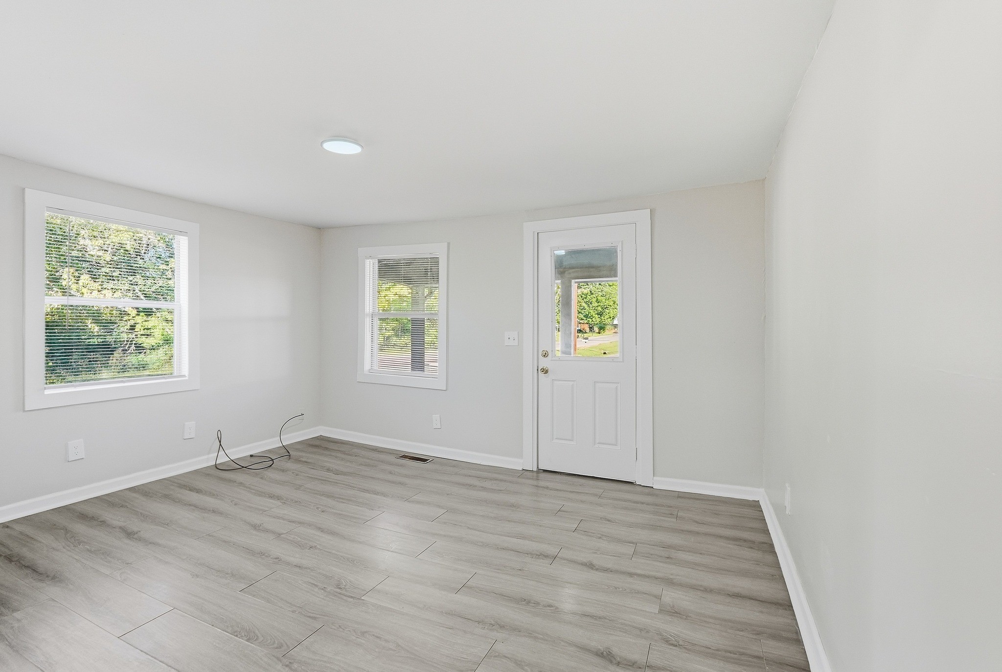 145 Baker St