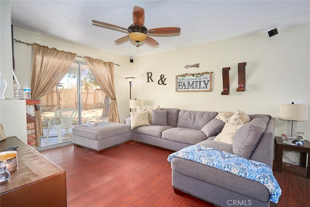 25086 Camino Del Sol