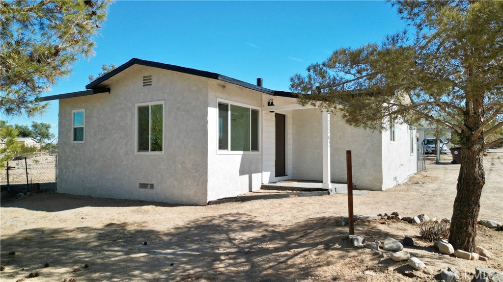 73562 Desert Trail Drive