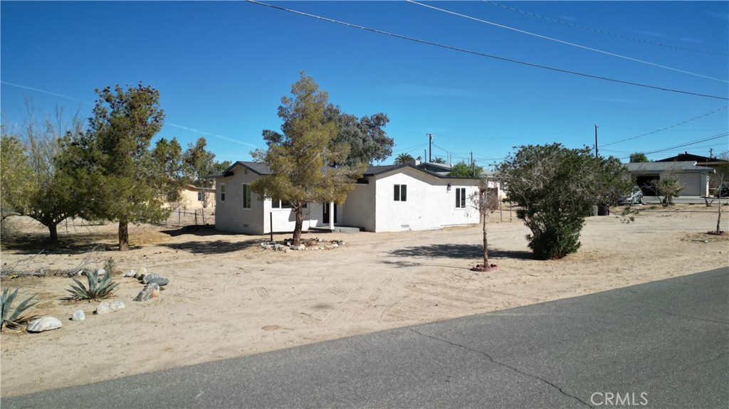 73562 Desert Trail Drive