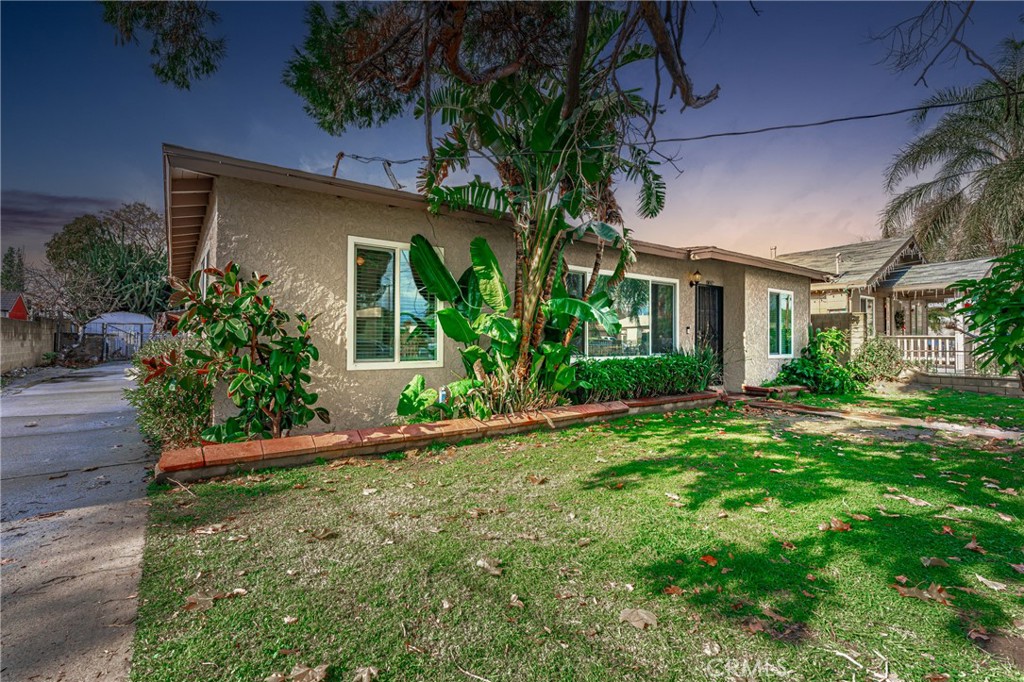 1326 Davidson Avenue