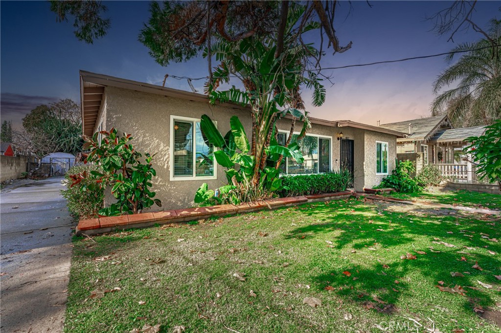 1326 Davidson Avenue