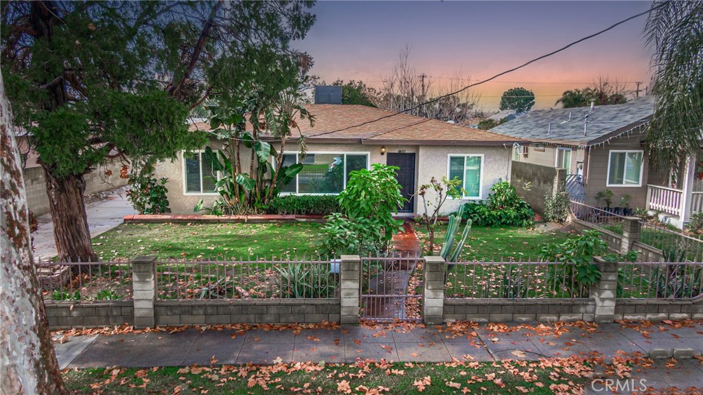 1326 Davidson Avenue