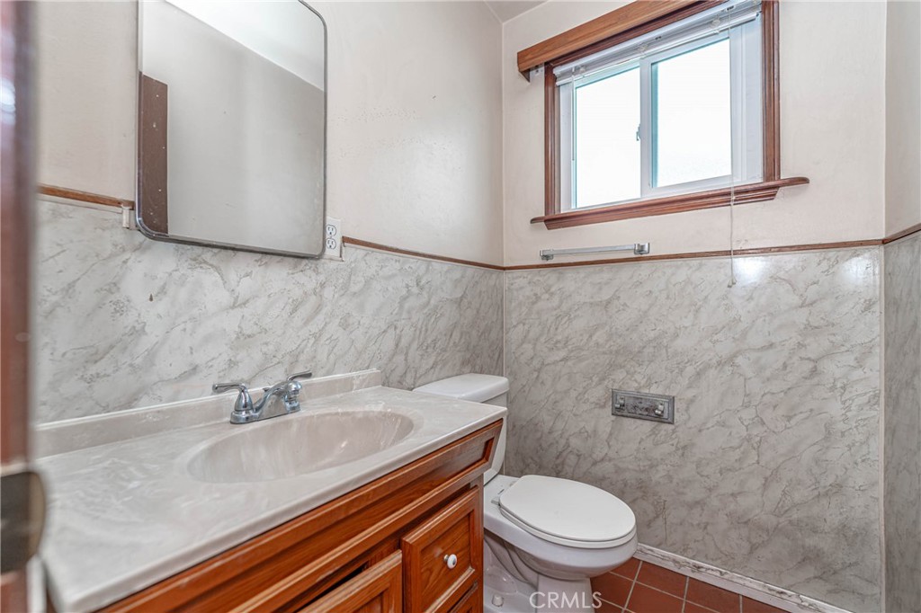 1326 Davidson Avenue