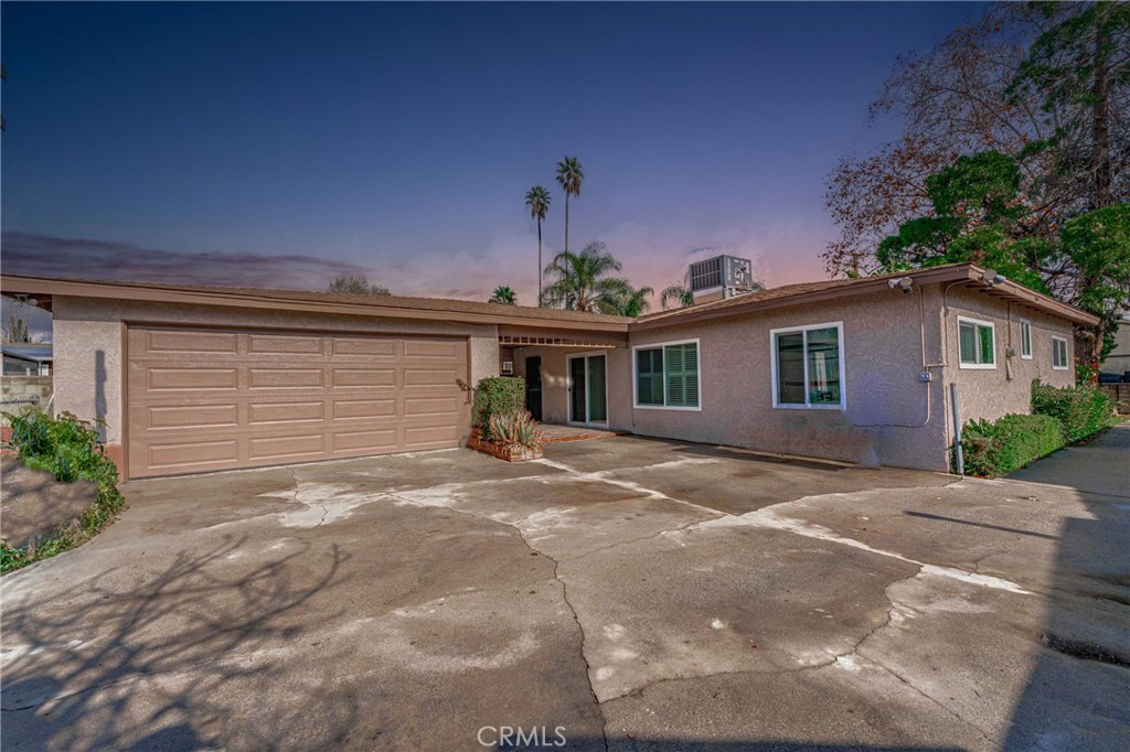 1326 Davidson Avenue