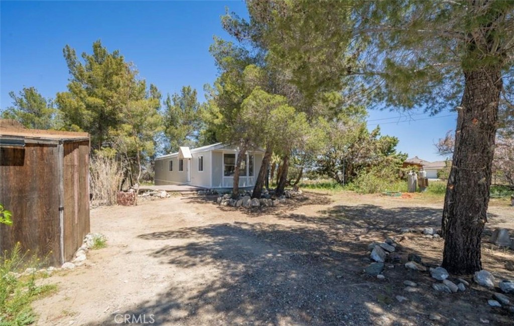 1568 Smoketree Road