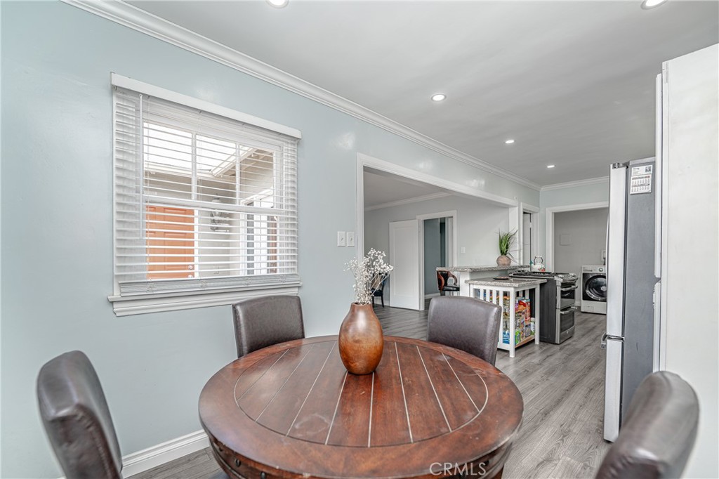 3631 N Arrowhead Avenue