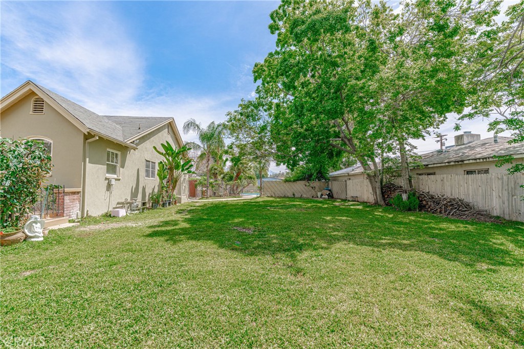 3631 N Arrowhead Avenue