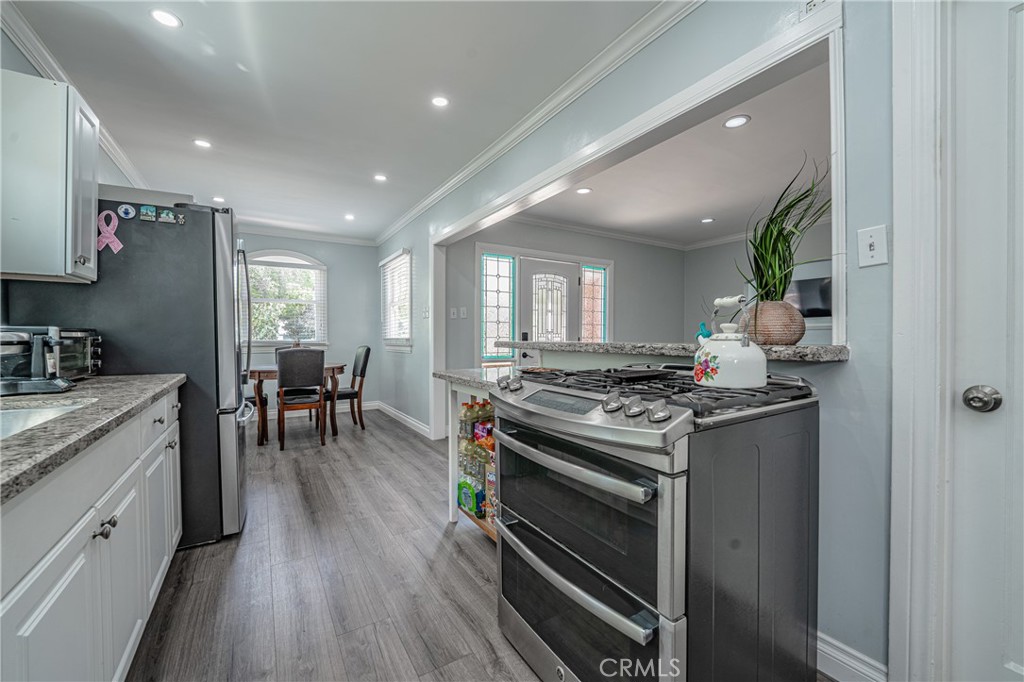 3631 N Arrowhead Avenue