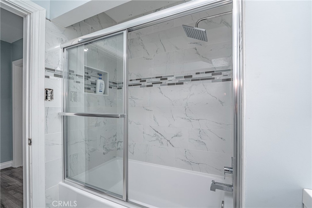 3631 N Arrowhead Avenue