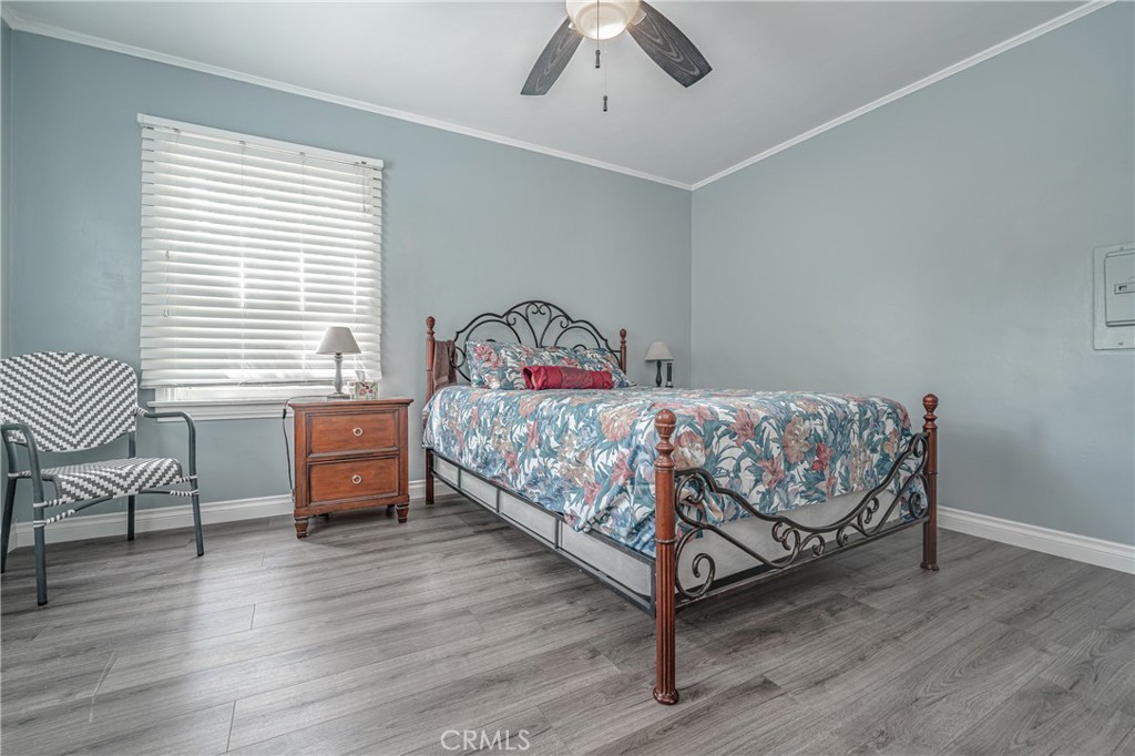 3631 N Arrowhead Avenue