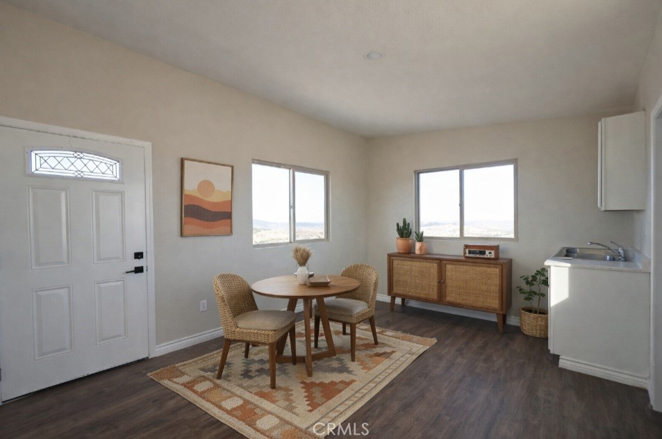 68243 Pioneer Trail