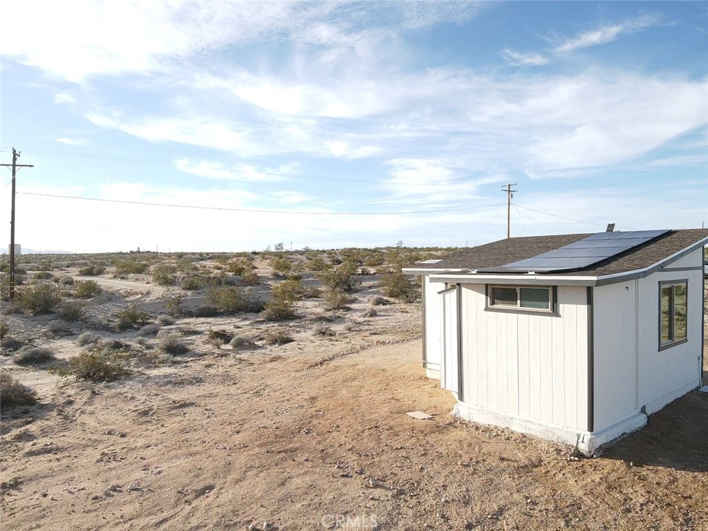 68243 Pioneer Trail