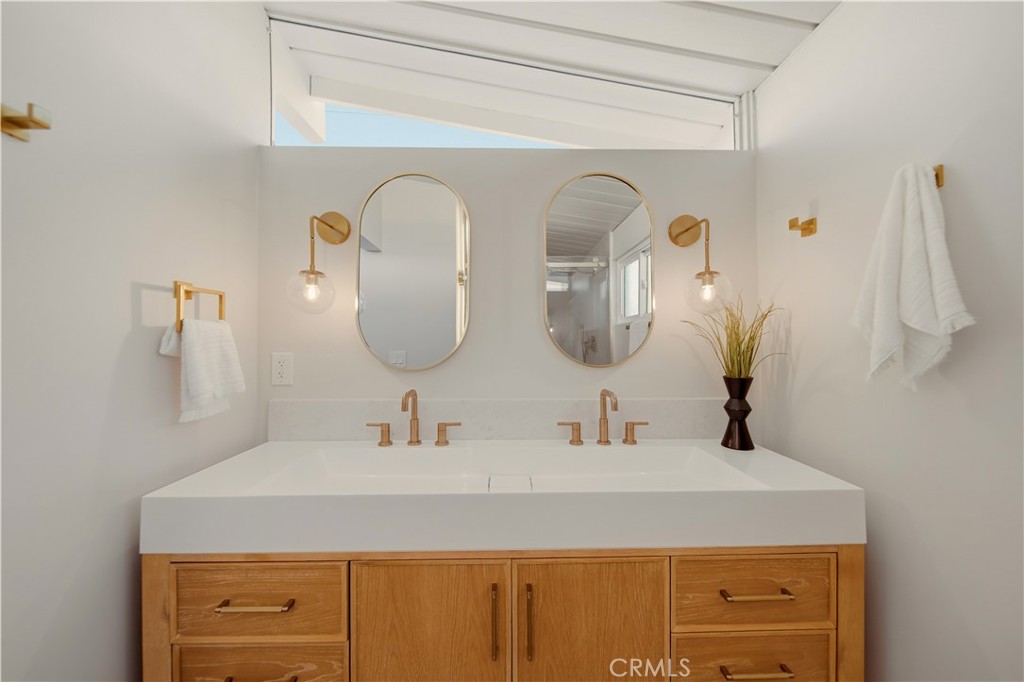 6439 Lake Mere Court