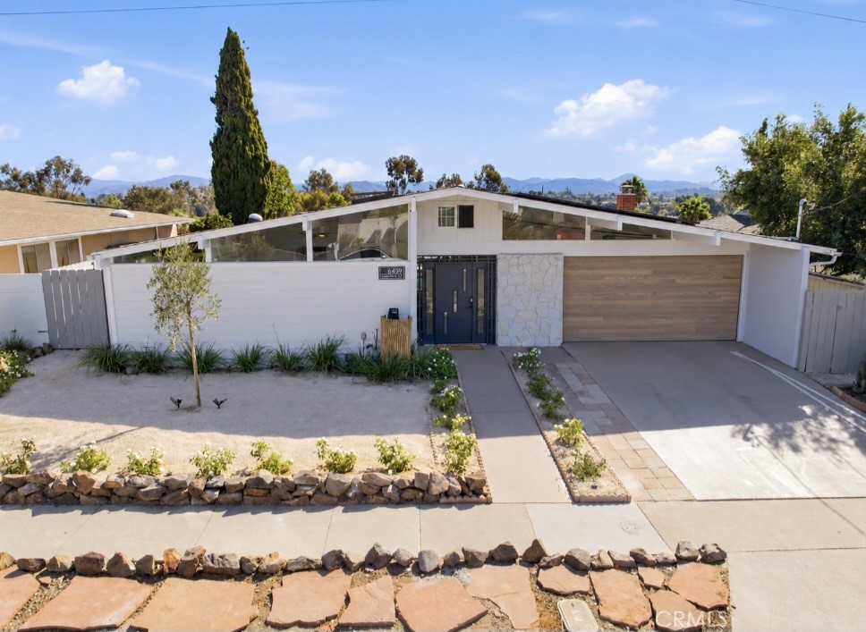 6439 Lake Mere Court