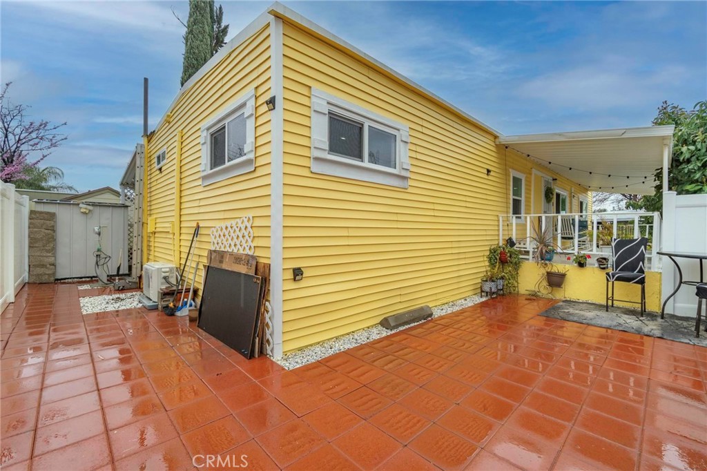 22111 Newport Avenue Unit: 98