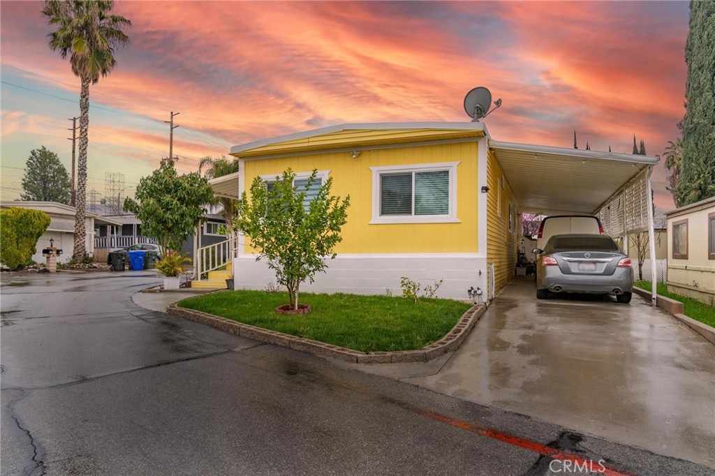 22111 Newport Avenue Unit: 98