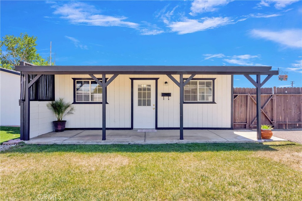 17775 Hackberry Street