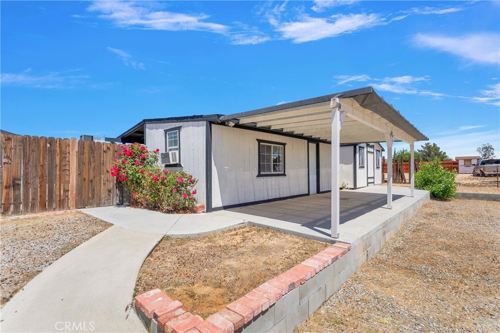 17775 Hackberry Street