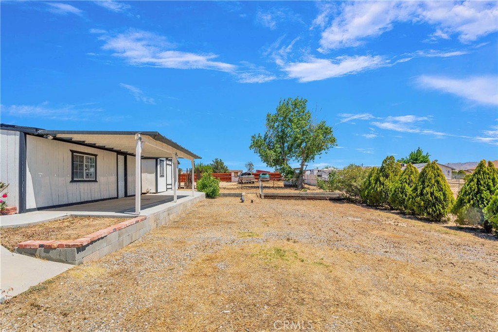 17775 Hackberry Street