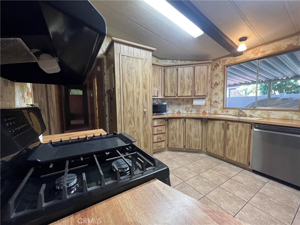 13381 Magnolia Avenue Unit: 149