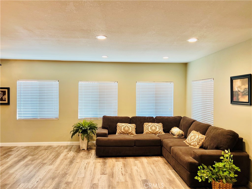 20739 Lycoming Street Unit: 81