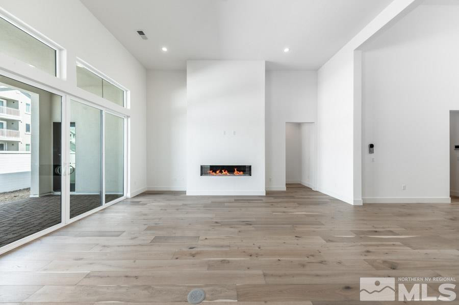 5448 Side Saddle Trail Latigo 98