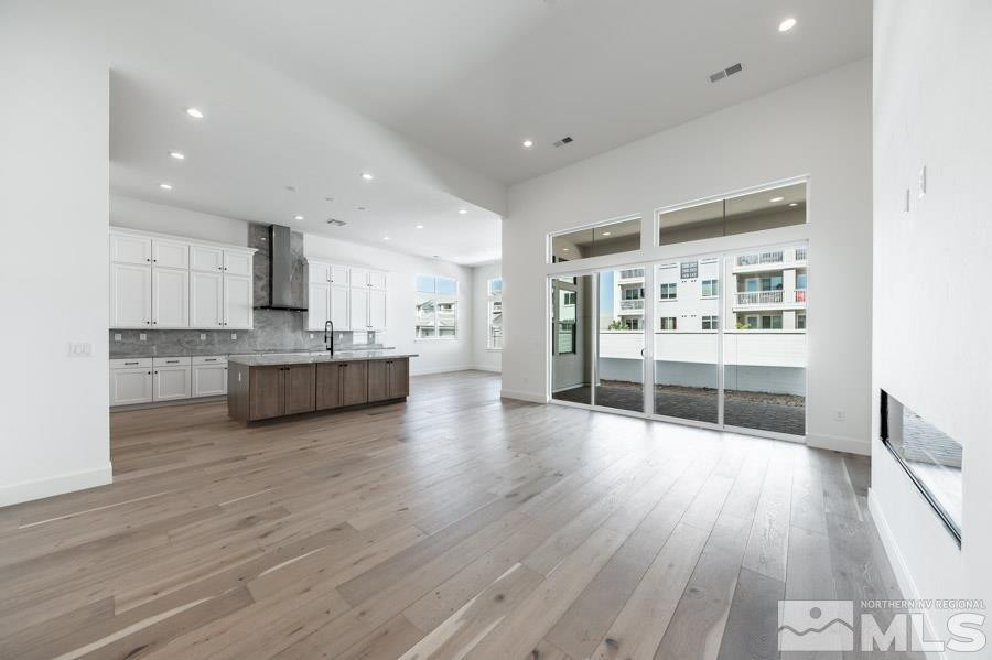 5448 Side Saddle Trail Latigo 98