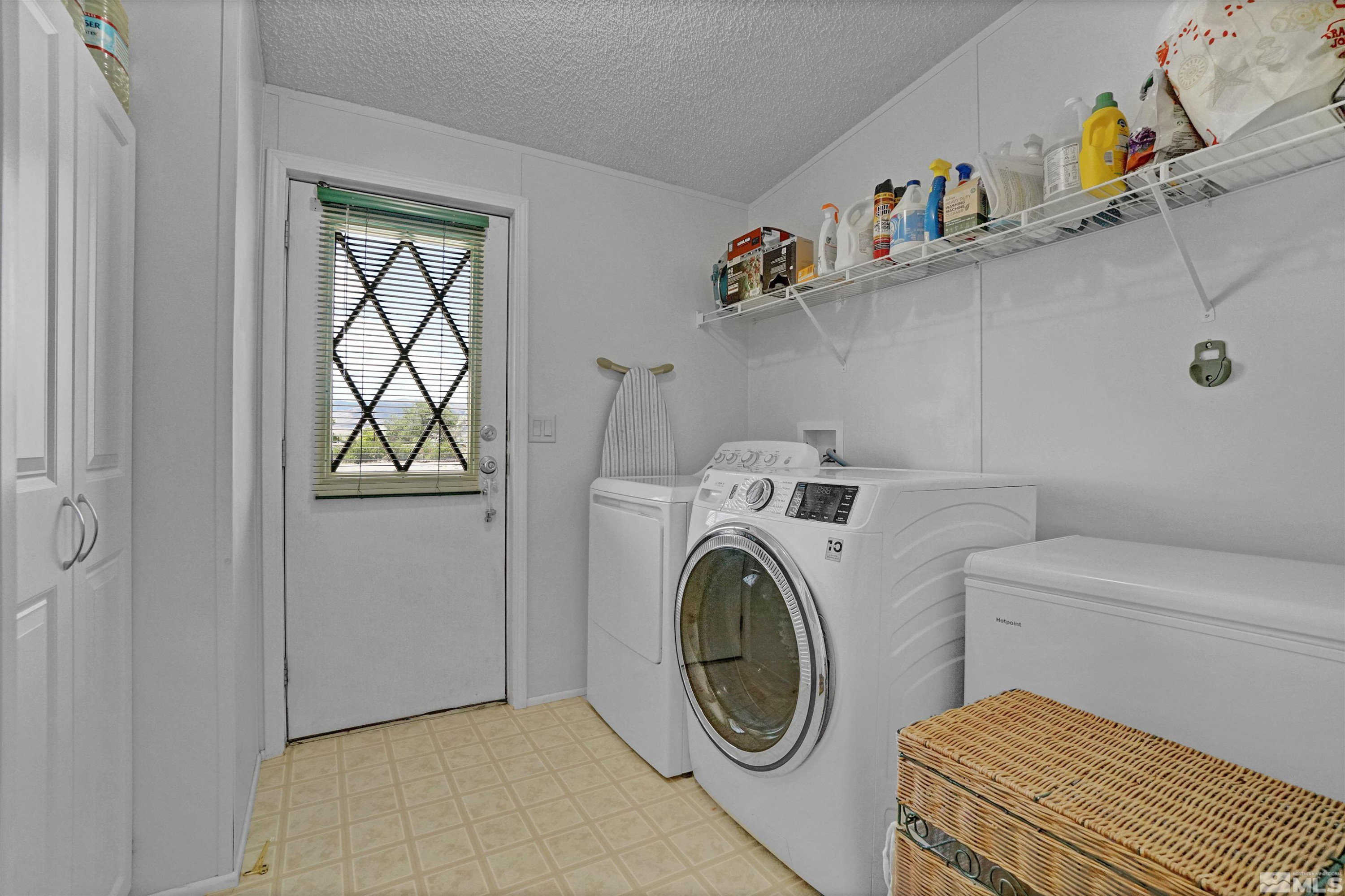 5295 Meadow Lane