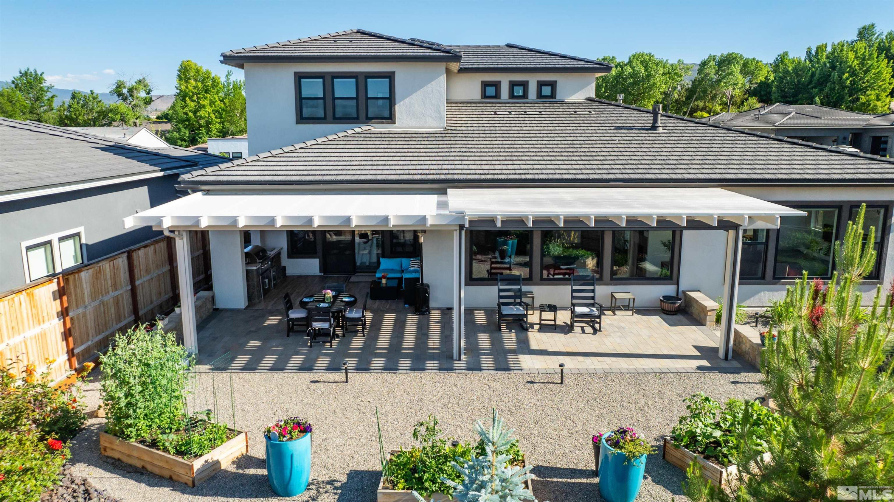 961 Solarium Drive