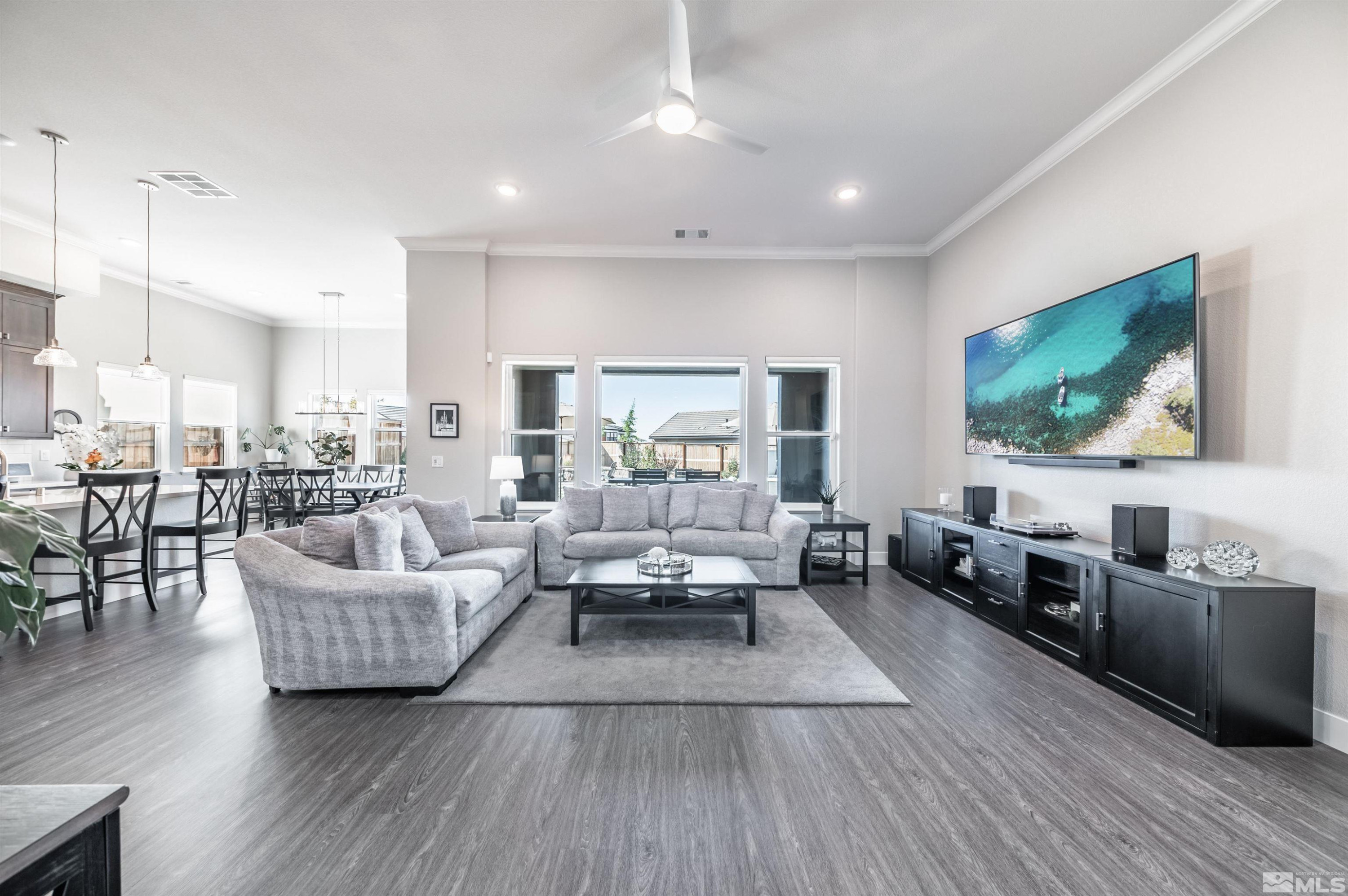955 Solarium Drive
