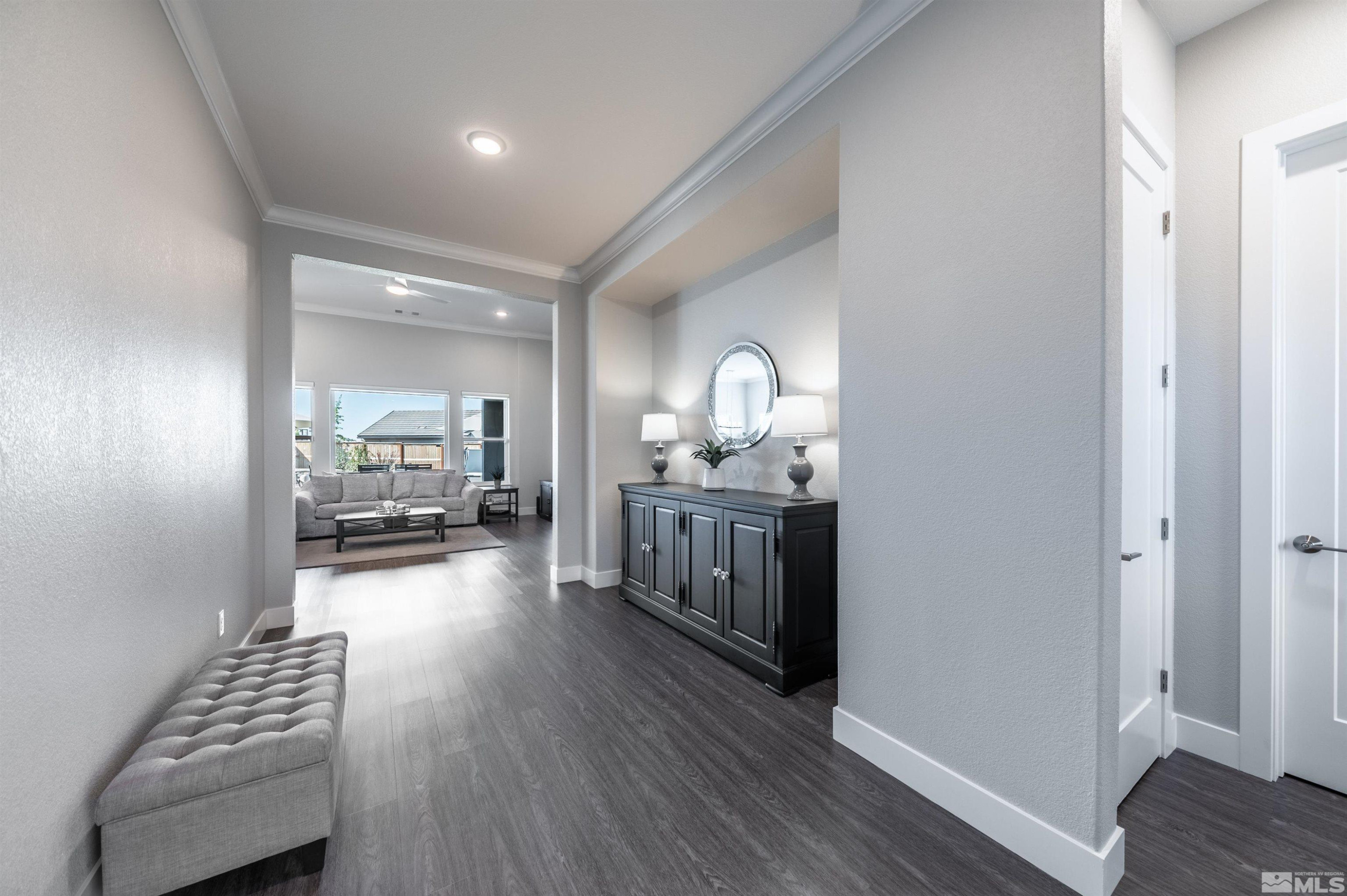 955 Solarium Drive
