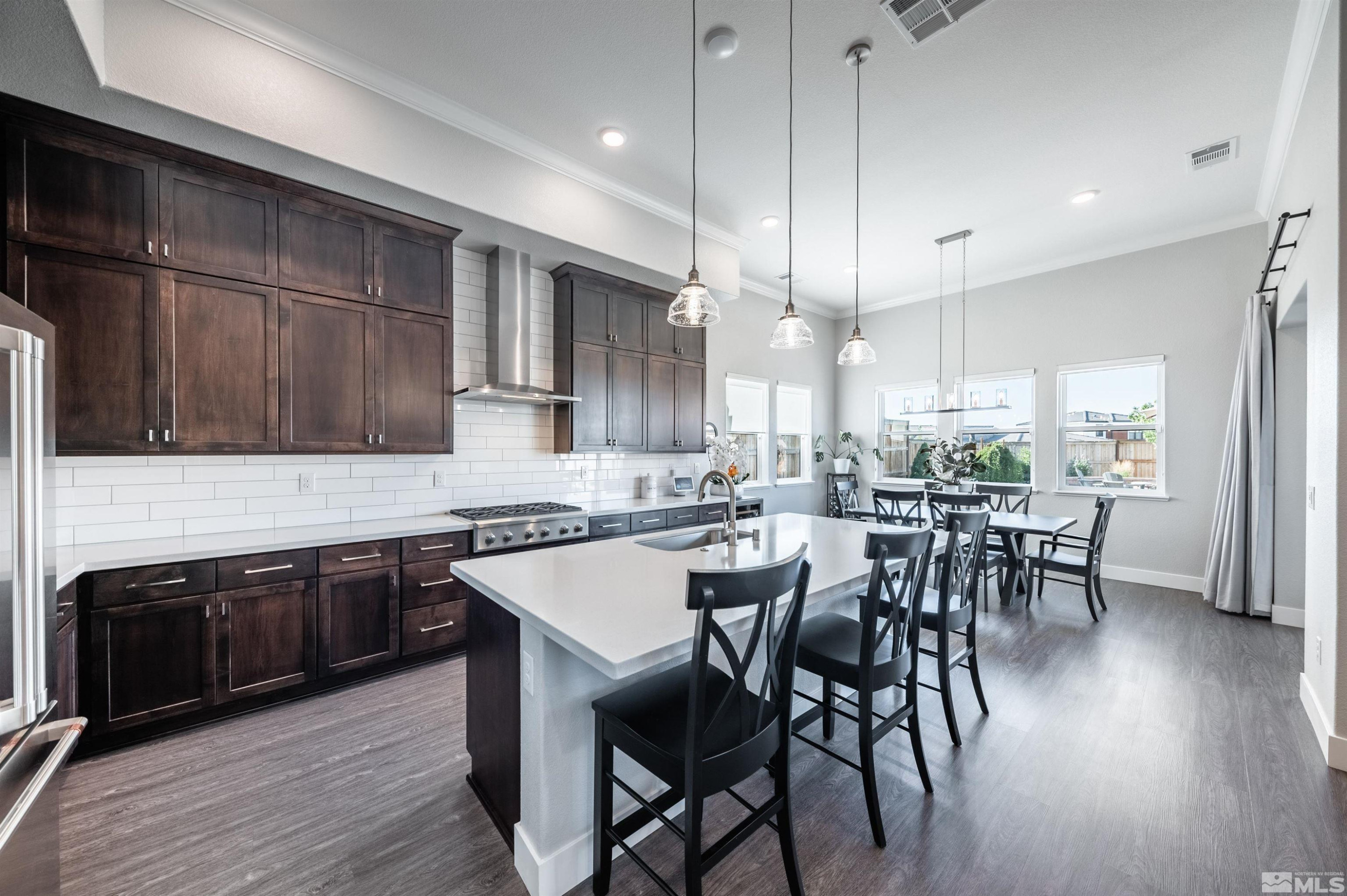 955 Solarium Drive