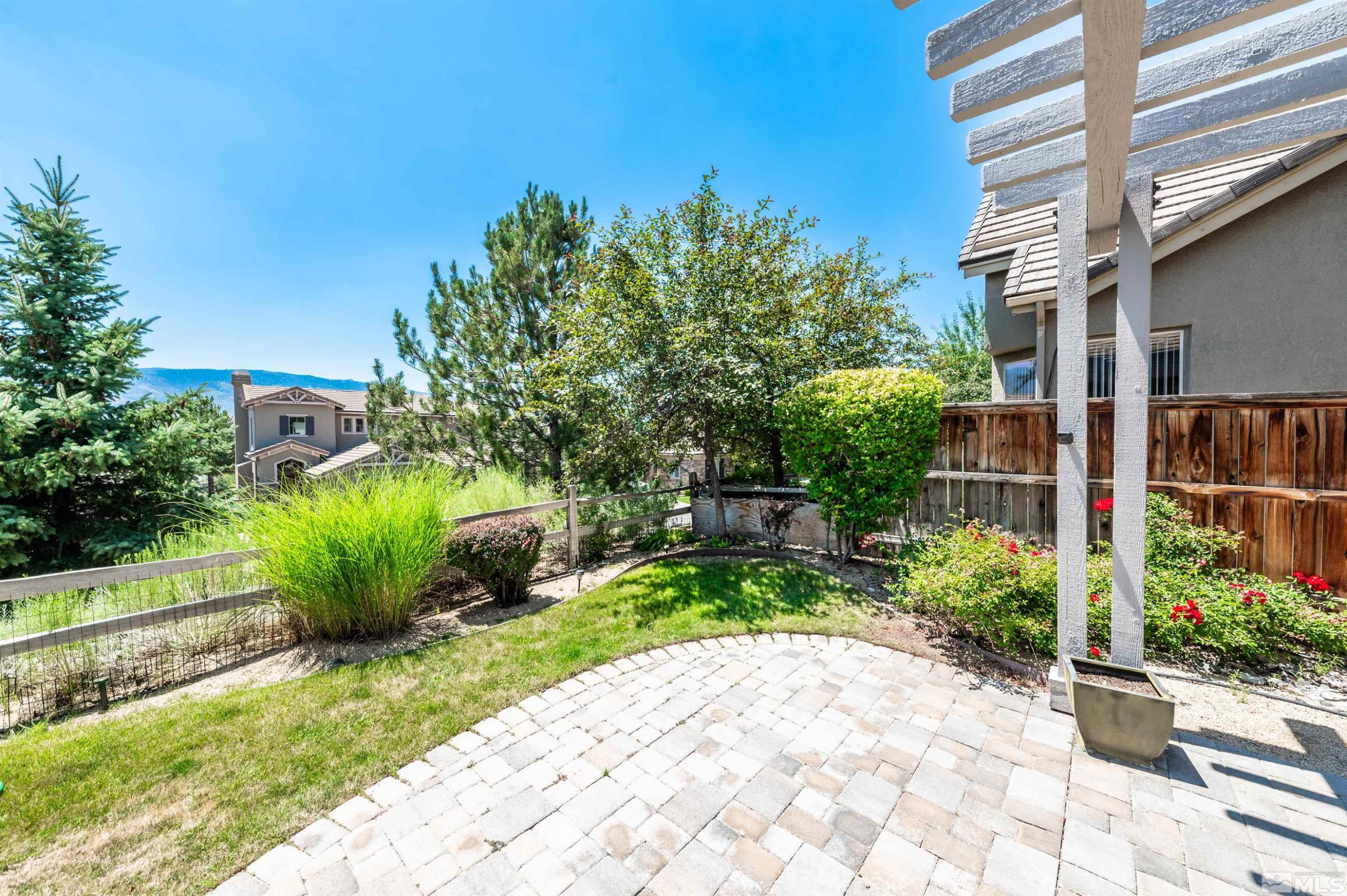 8772 Lynrock Circle