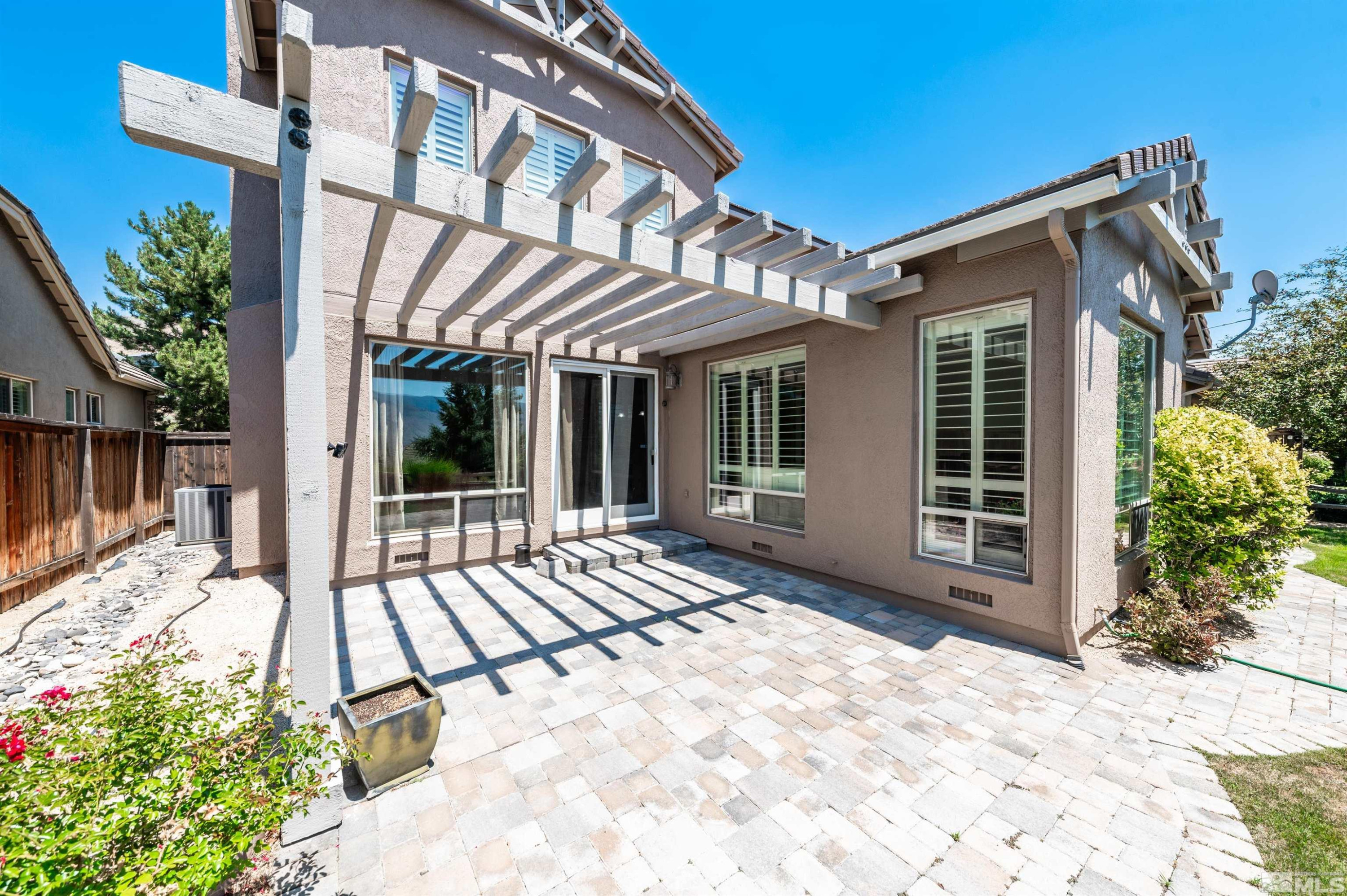 8772 Lynrock Circle