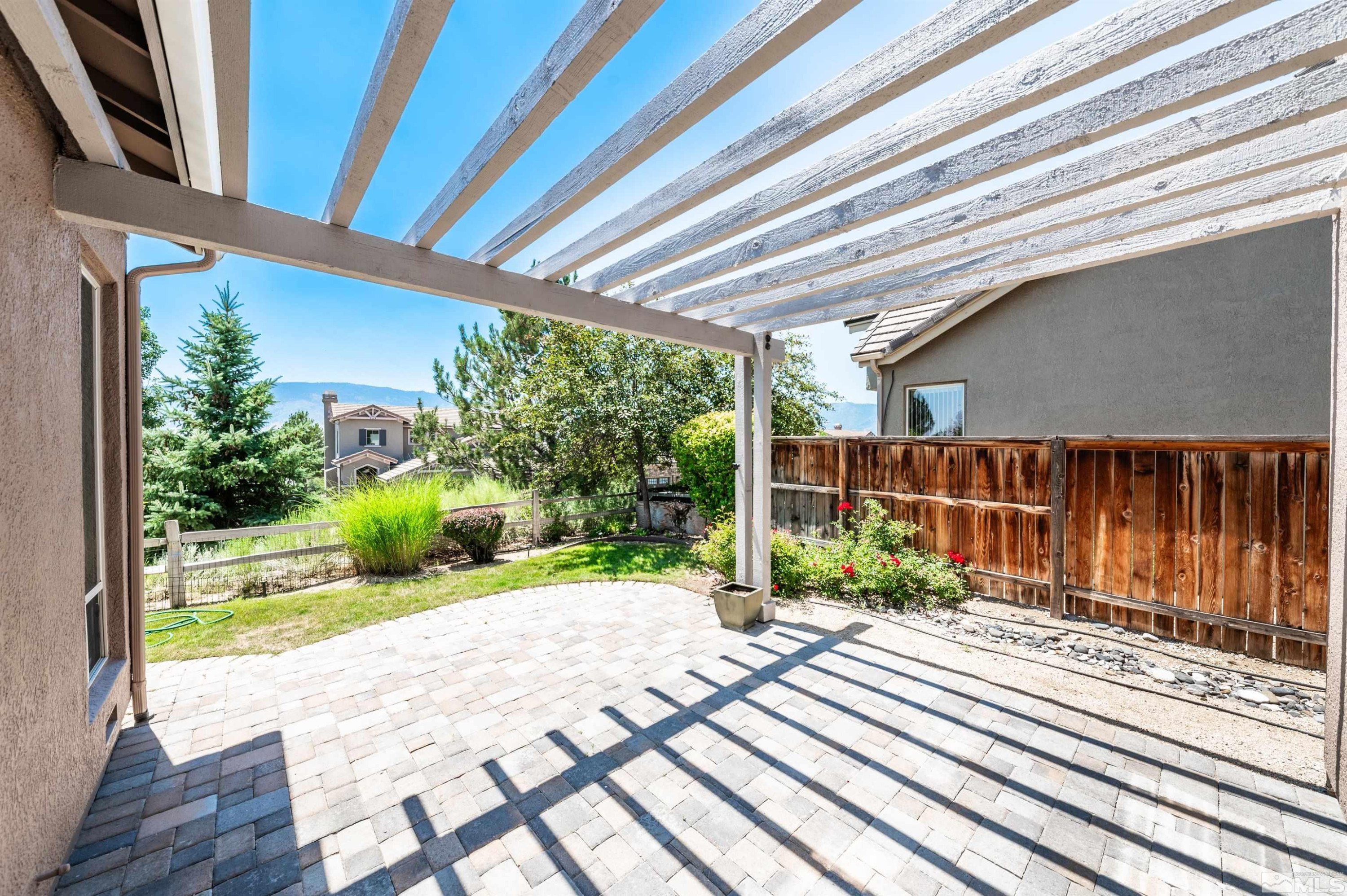 8772 Lynrock Circle