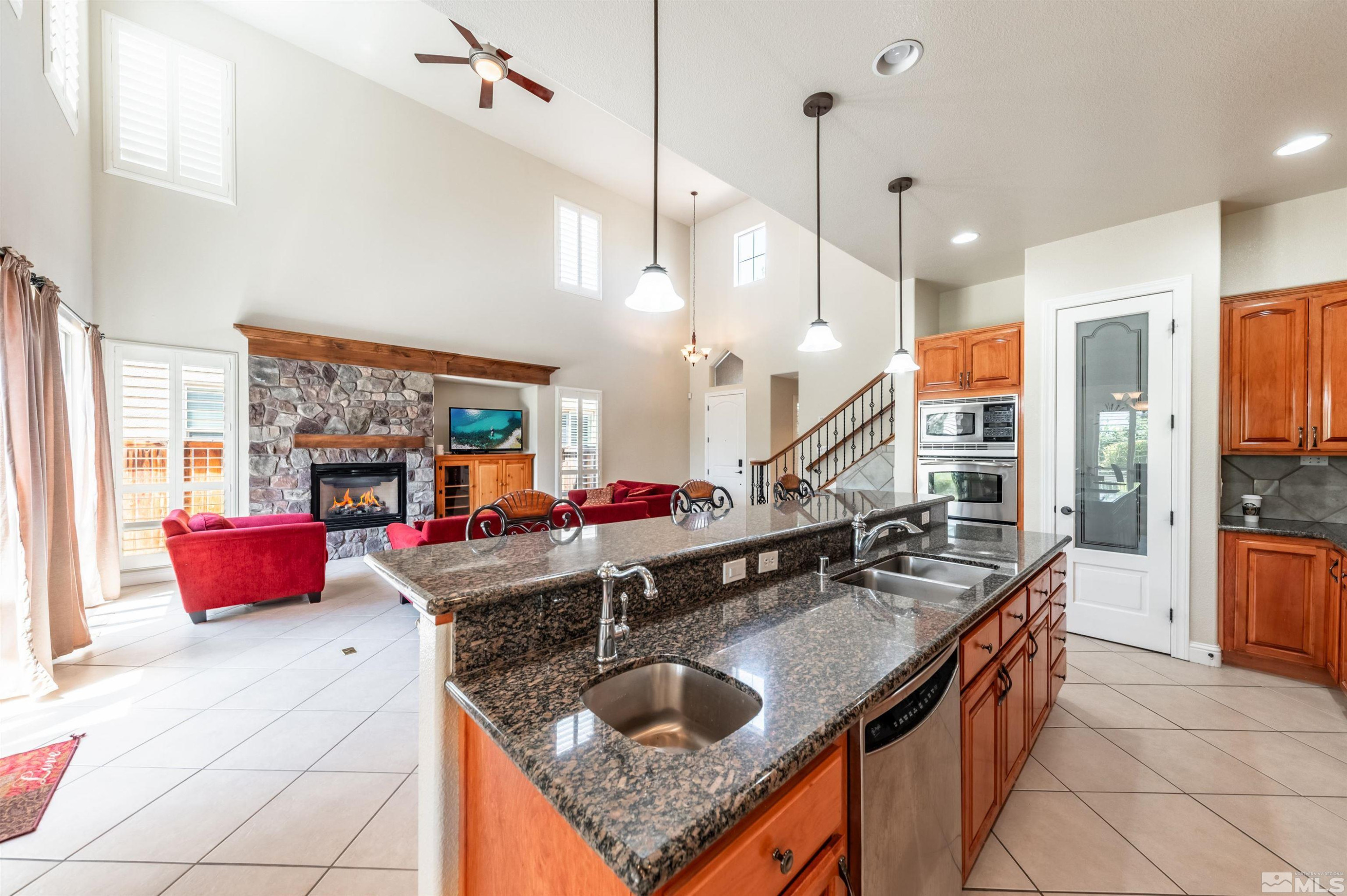 8772 Lynrock Circle