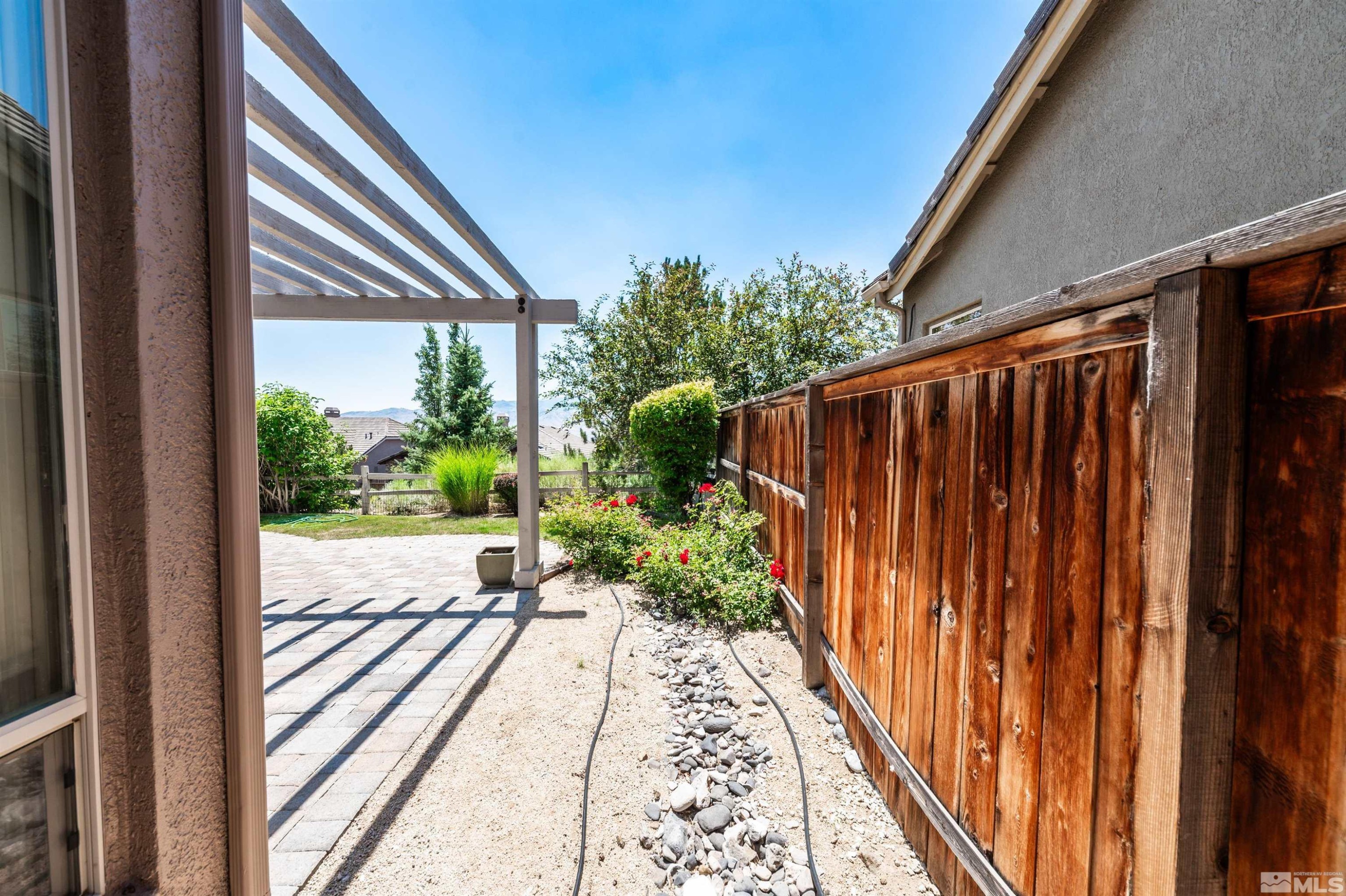 8772 Lynrock Circle