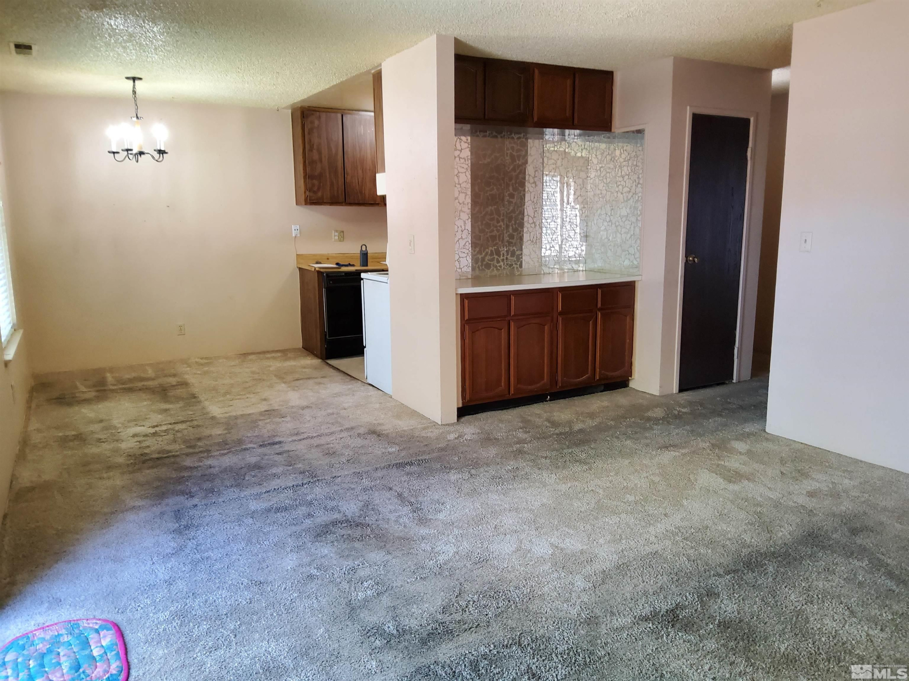 4604 Neil Road 148