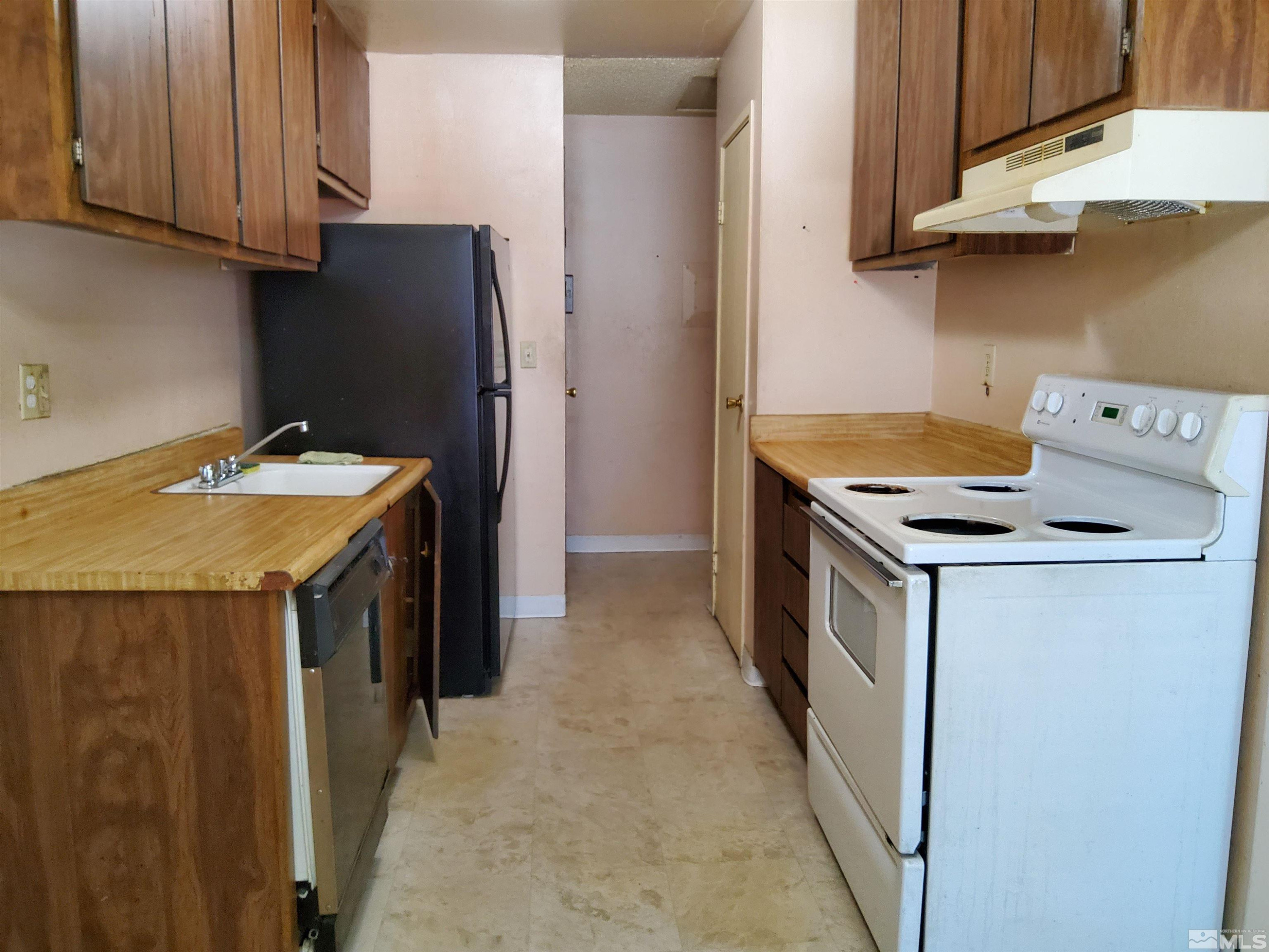 4604 Neil Road 148