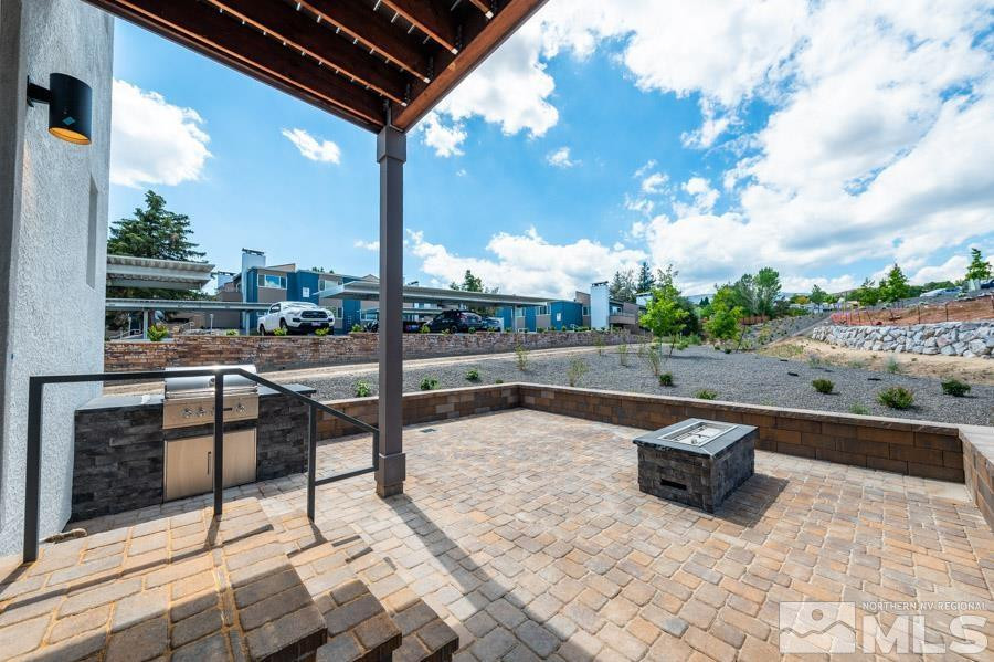6095 Plumas Street Hilltop 1