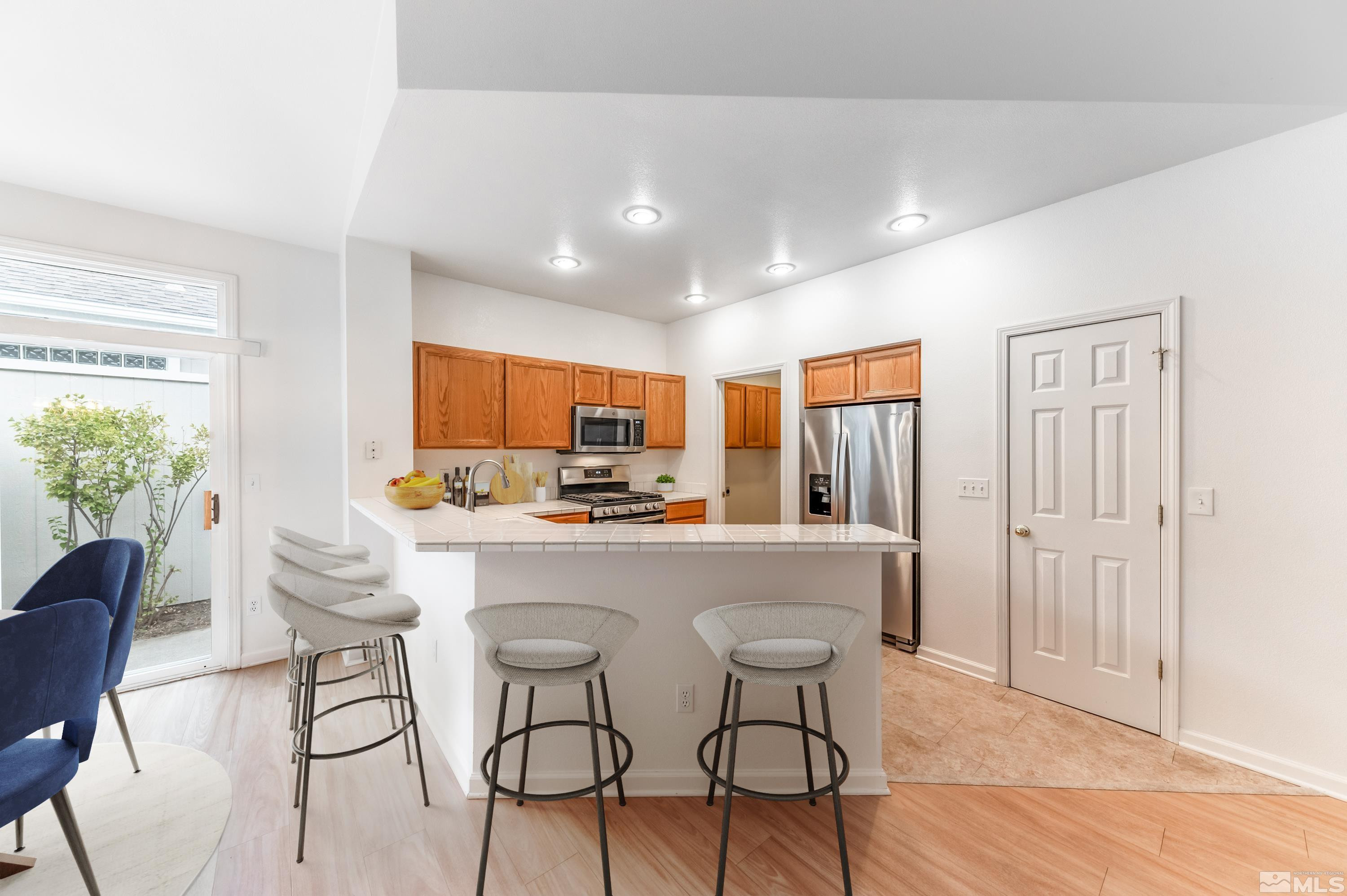 4660 Bradford Court