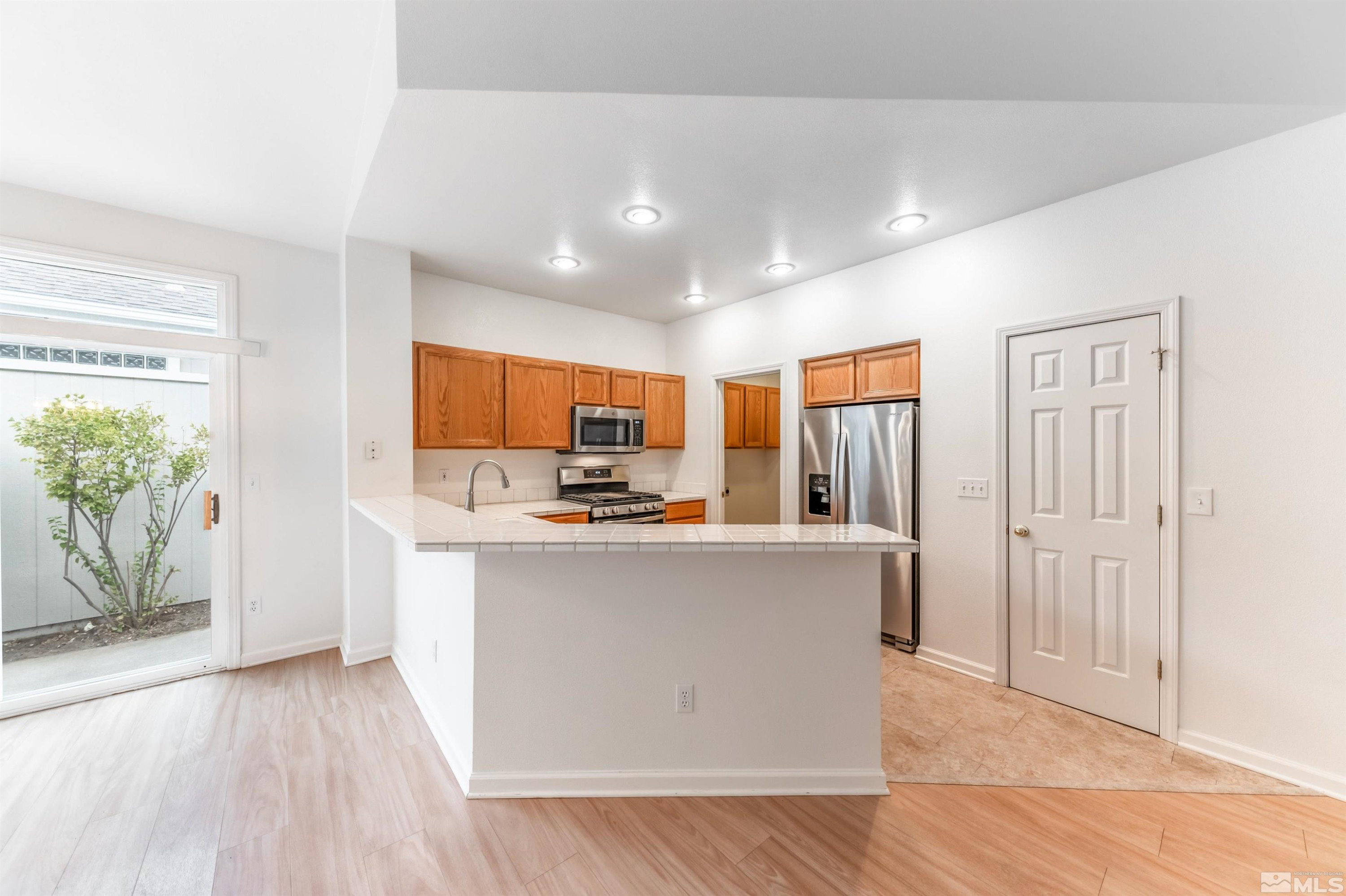 4660 Bradford Court