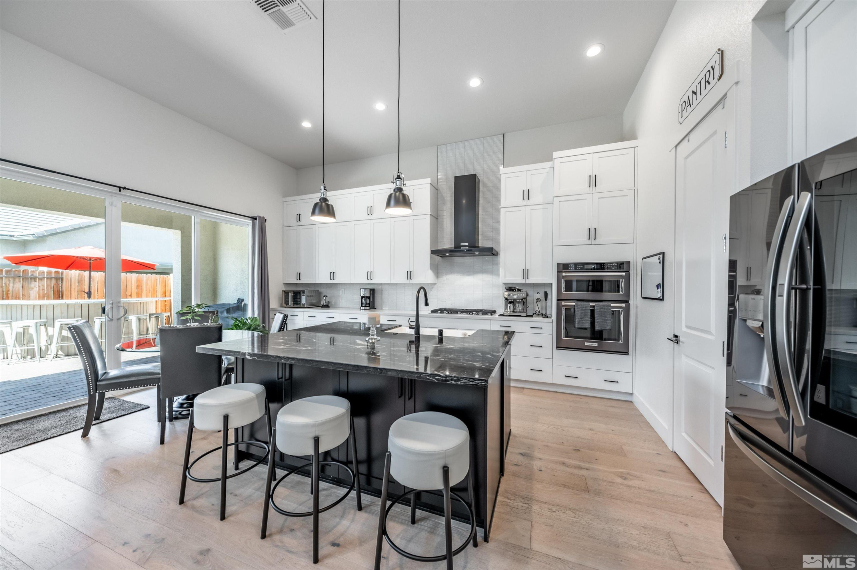 9445 Flying Horse Road