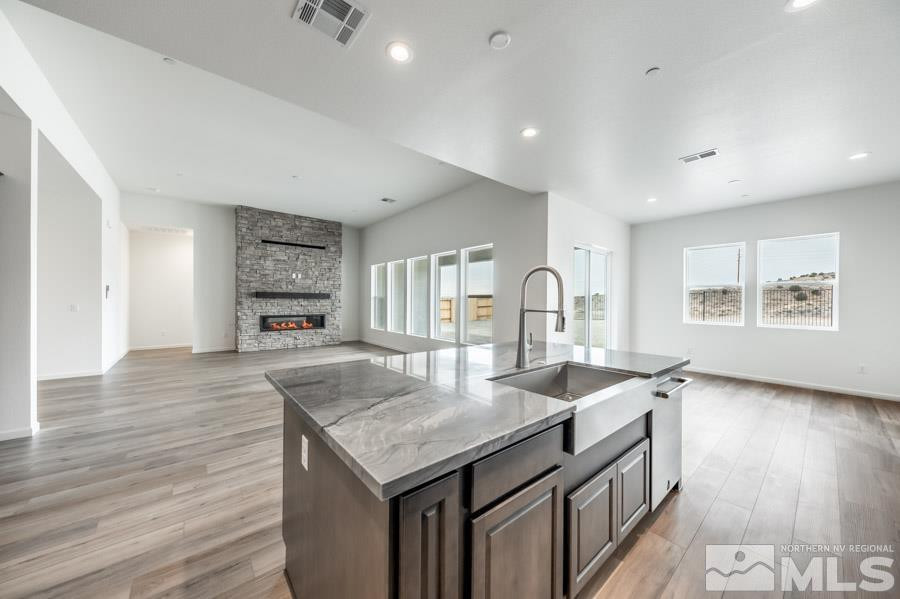 2096 Kinglet Drive Cinnamon 5