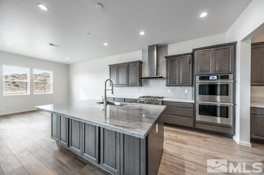 2096 Kinglet Drive Cinnamon 5