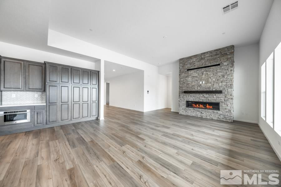 2096 Kinglet Drive Cinnamon 5