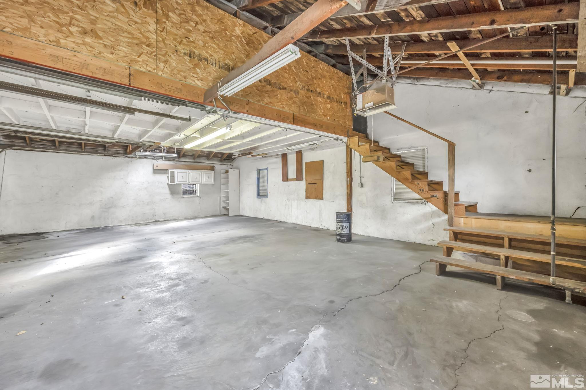 1035 Lander Street
